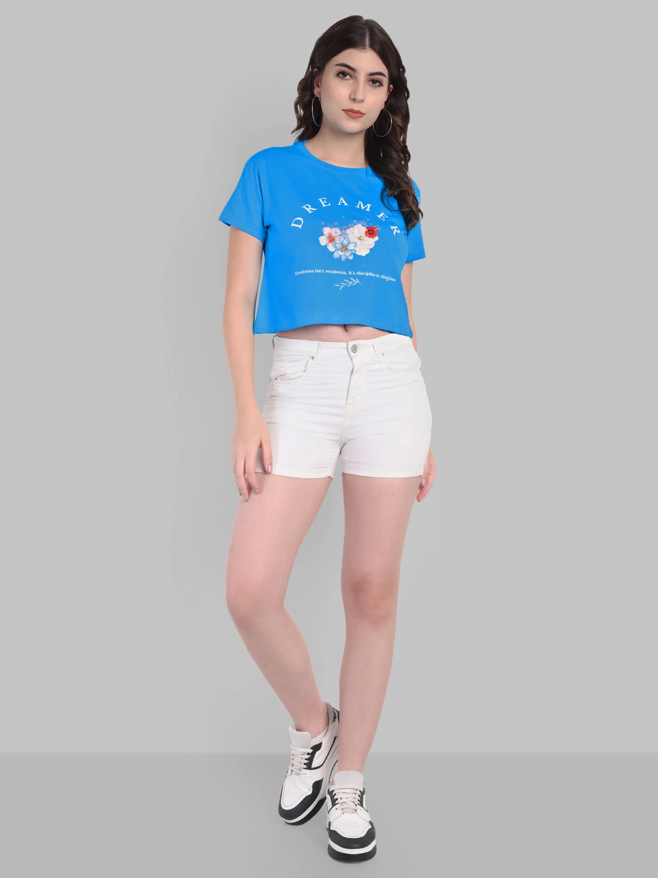 ecomm female shoot